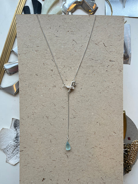 Silver necklace with aquamarine gemstone