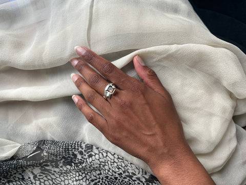BROWN QUARTZ RING