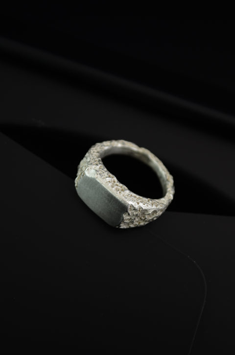 MAGMA: Unisex Silver ring