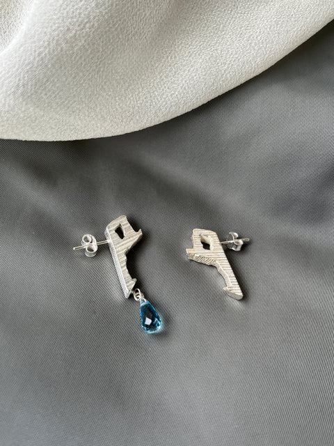 SHIFT EARRINGS